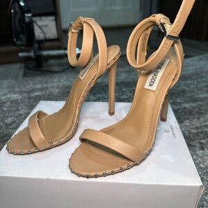 Steve Madden Nude Studded Heels